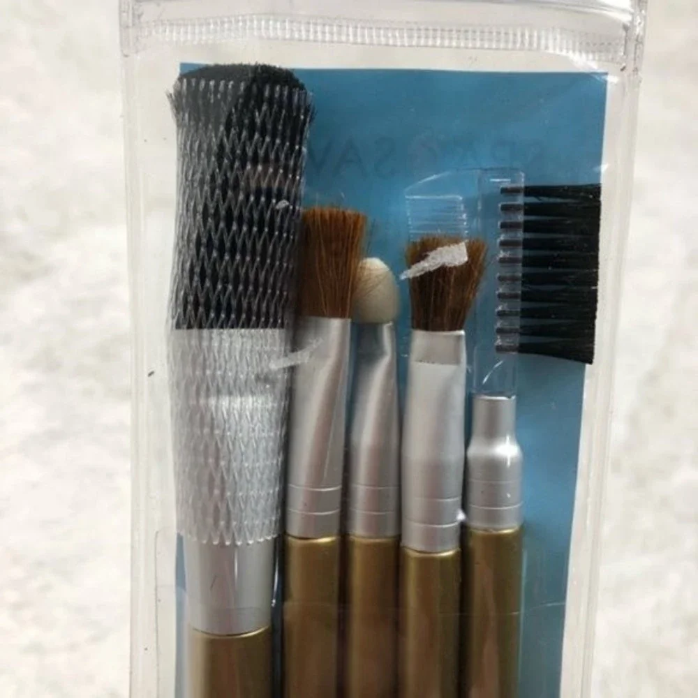 NWT Gold Spa Savvy Makeup Brush Set
